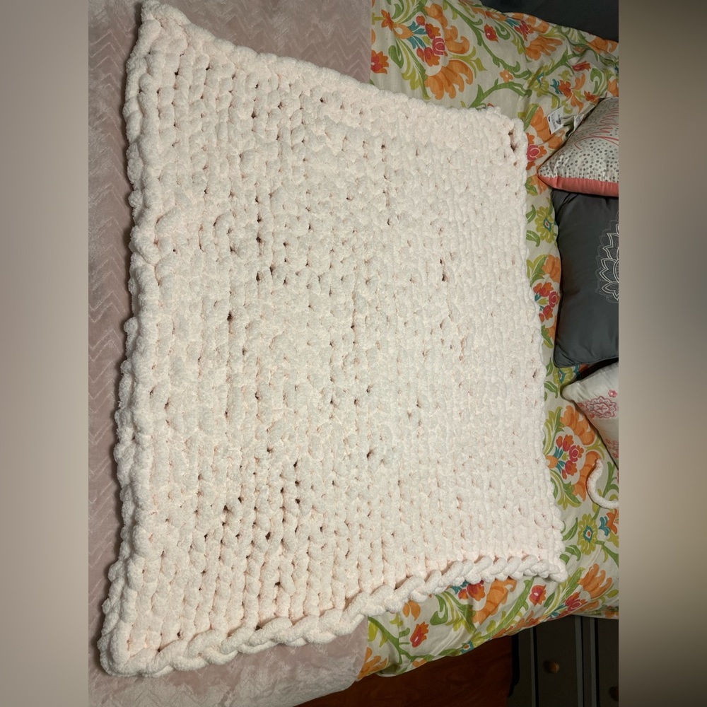 Hand made baby blanket. Baby pink.